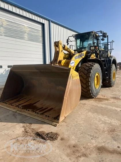 Used Komatsu Loader